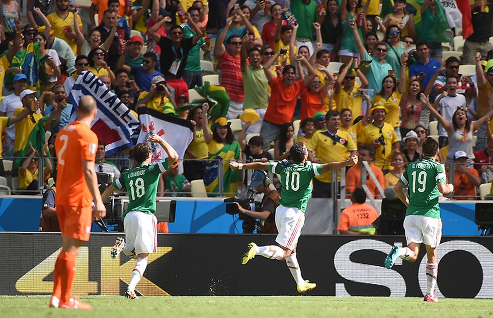 Mundial Brasil 2014 Así celebró Giovani Dos Santos su golazo contra