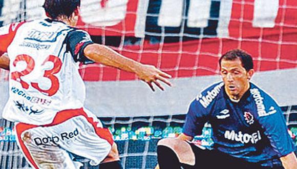 El "Ciclón" fichó a arquero argentino Diego Morales, quien el 2009 sólo tapó un partido