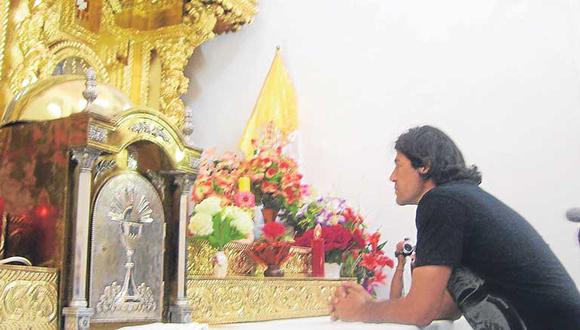 "Checho" salva categoría y cumple promesa de caminar hasta santuario