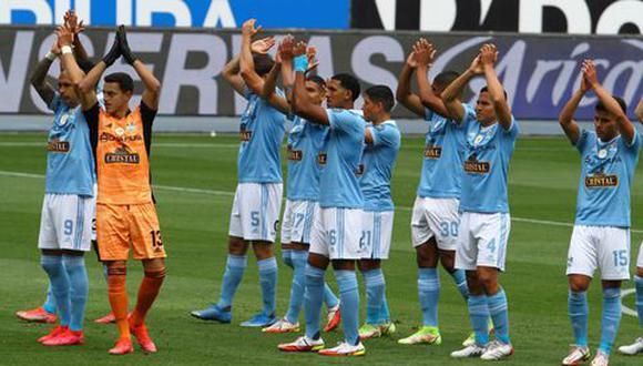 Sporting Cristal, al mando de Roberto Mosquera, quiere lavarse la cara de la final perdida ante Alianza Lima y buscará reforzaste para buscar el título este 2022 y hacer una buena Copa Libertadores.