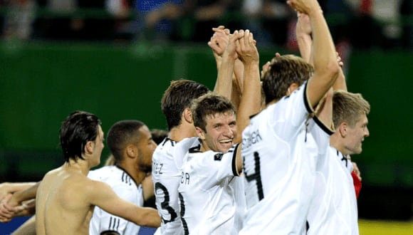Alemania vence a Austria 2-1 y sigue firme camino a la Euro