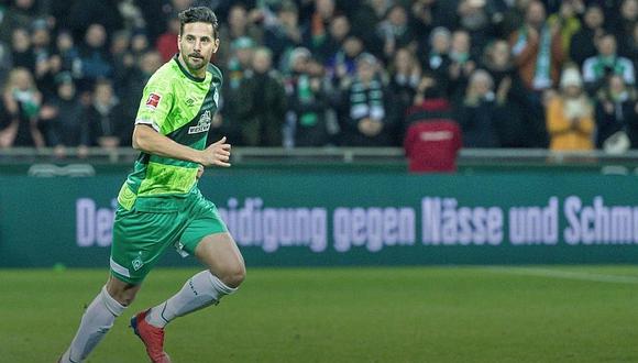 DT del Werder Bremen elogió a Claudio Pizarro en plena conferencia de prensa