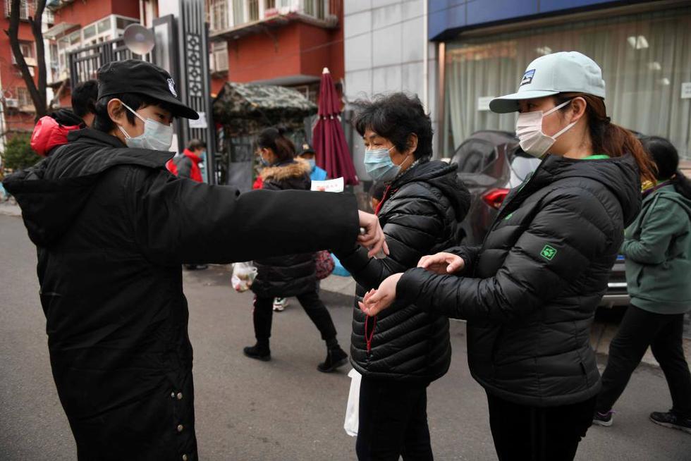 El primer caso de coronavirus se detectó en China probablemente a mediados de noviembre del 2019.