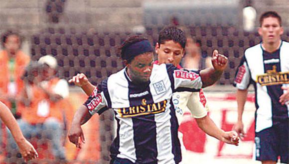 Ordóñez dice que por ahora Montaño se queda en Alianza, porque no hay ofertas para el colombiano