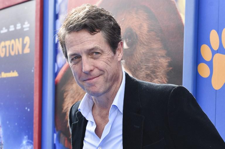 Hugh Grant sorprende a un niño enfermo en su papel de malo en Paddington 2 (Foto: AFP)