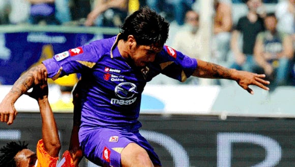 Fiorentina con el 'Loco' Vargas en campo perdió por 2-0 ante Palermo 