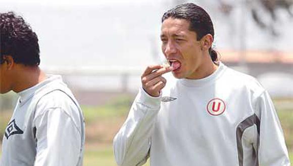 Galván cree que peruanos debieron enfriar el partido cuando lo habían empatado
