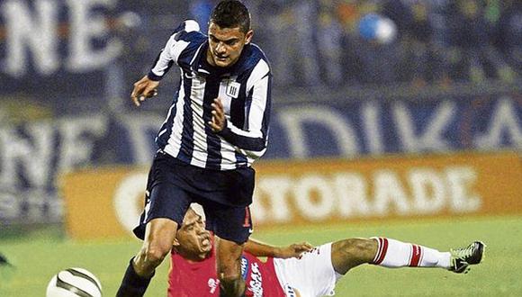 Jugó en Alianza Lima, se nacionalizó y espera el llamado de Gareca