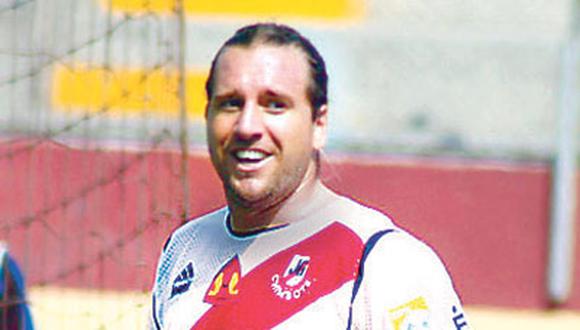 Cobelli se queja de que no es titular y piensa dejar equipo pescador