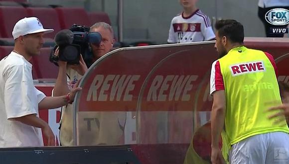 El saludo de Claudio Pizarro y Podolski que es viral en redes [VIDEO]