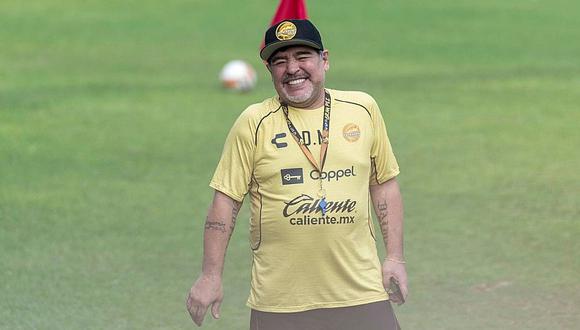 Diego Maradona seguirá siendo DT en Dorados luego de una semana ausente