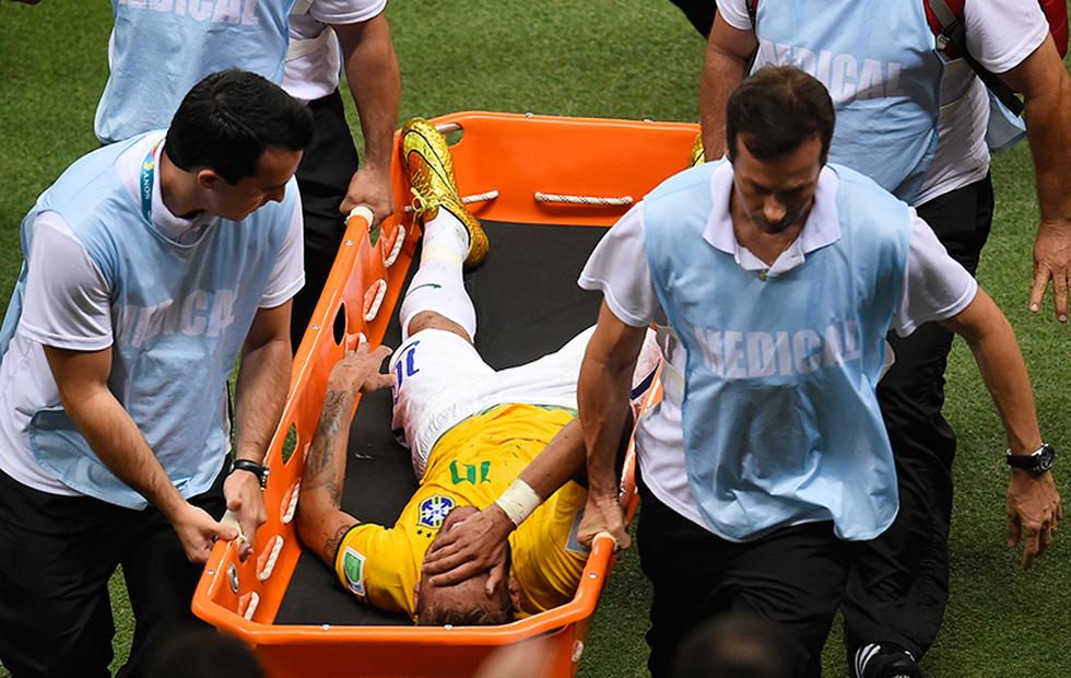 Neymar se despide del Mundial Brasil 2014 por fractura en tercera vértebra lumbar 