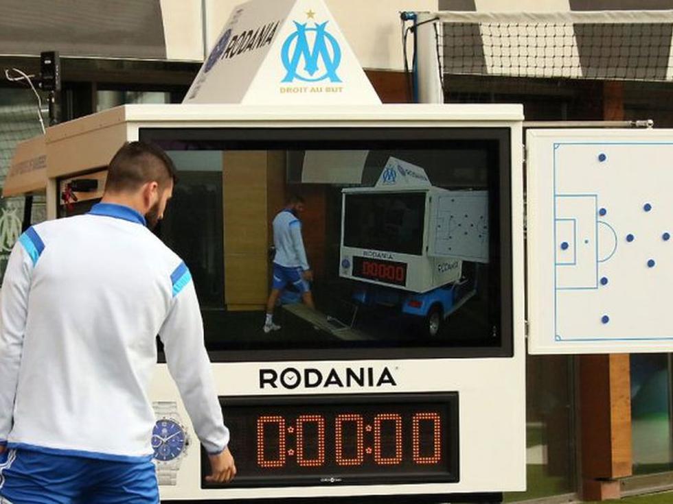 Marcelo Bielsa y su nueva locura: 'El Bielsa Movil' [FOTOS + VIDEO]