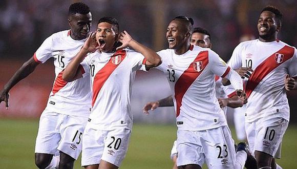 Selección peruana: Edison Flores sorprende a los hinchas cantando [VIDEO]