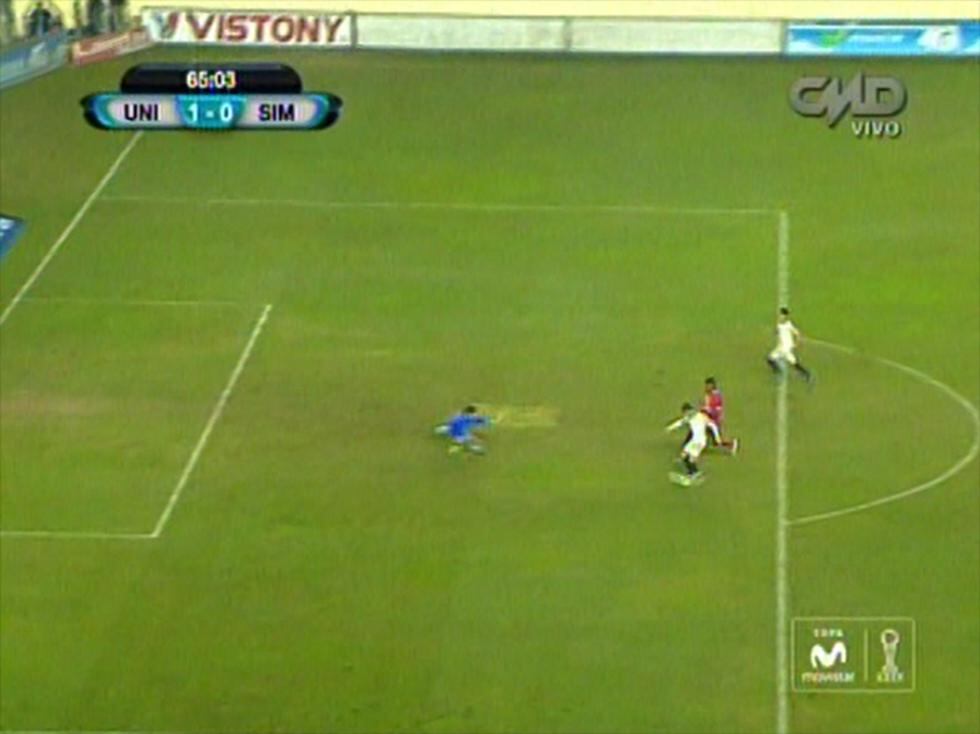 Universitario vs San Simón: La posibilidad que se perdió Cris Martinez solo ante el arquero [VIDEO] 