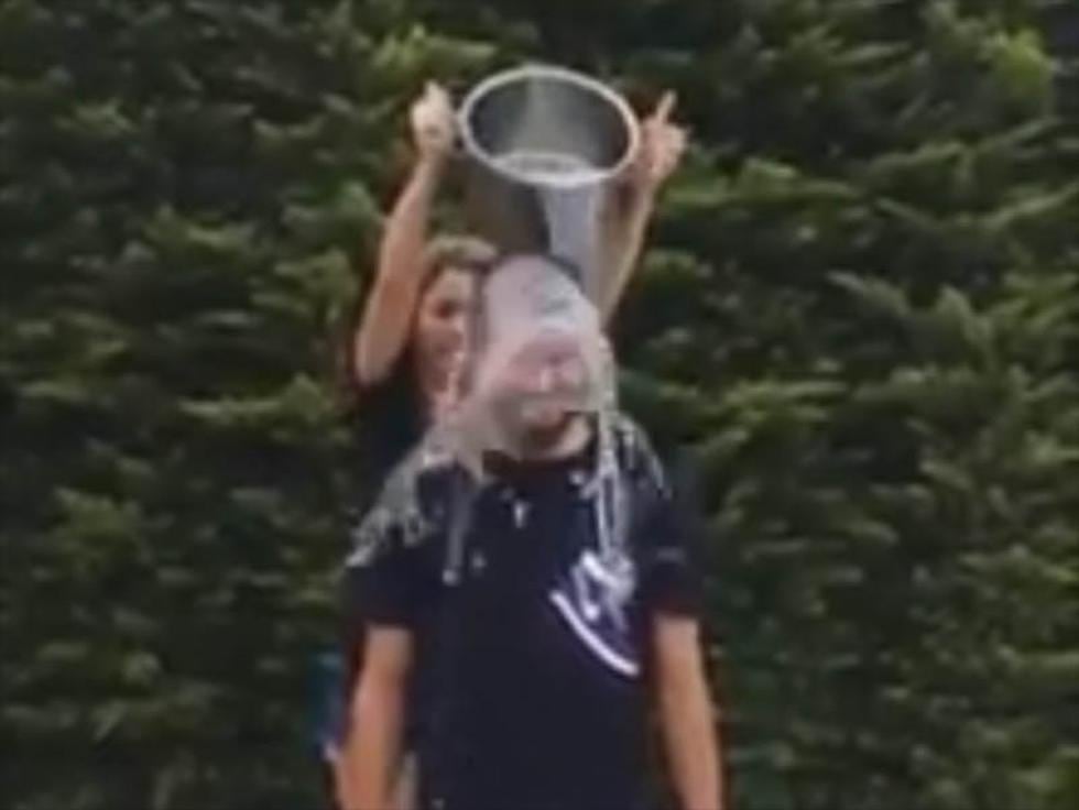 Gerard Piqué y Shakira se unen al Ice Bucket Challenge [VIDEO]