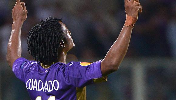 Fiorentina confirma la partida de Juan Cuadrado al Chelsea