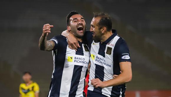 Alianza Lima derrotó 2-1 a la Academia Cantolao con goles de Hernán Barcos y Pablo Míguez.