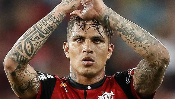 Paolo Guerrero calienta la previa de la final de la Copa Brasil