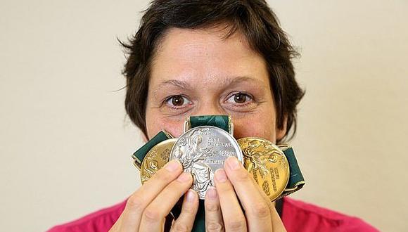 Subcampeona olímpica subastó sus medallas para pagar deudas