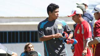 Universitario: William Mimbela confirma que habló con José del Solar