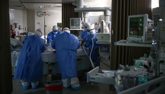 El Gobierno reconoció la labor de los médicos y trabajadores de salud durante la pandemia del COVID-19 a través de un bono. (Foto: Hugo Curotto / GEC)