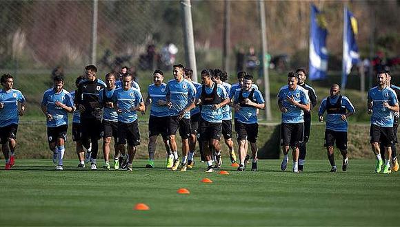 Uruguay retoma entrenamientos para encarar partido ante Paraguay