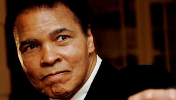 Muhammad Ali no estaba muerto: Estaba viendo el Super Bowl