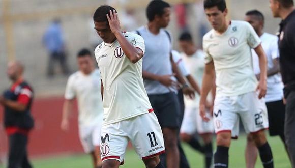 Universitario cayó 4-2 ante Ayacucho y se complica con el descenso