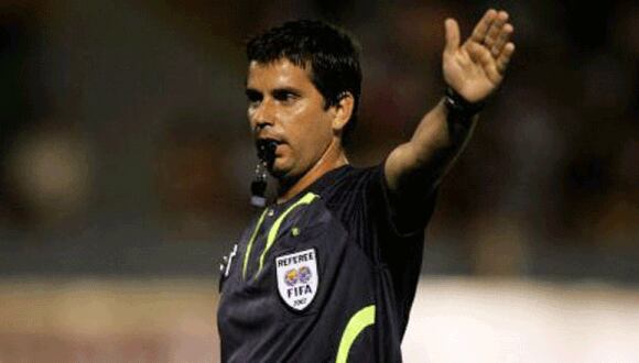 También van: árbitros peruanos nominados para Brasil 2014