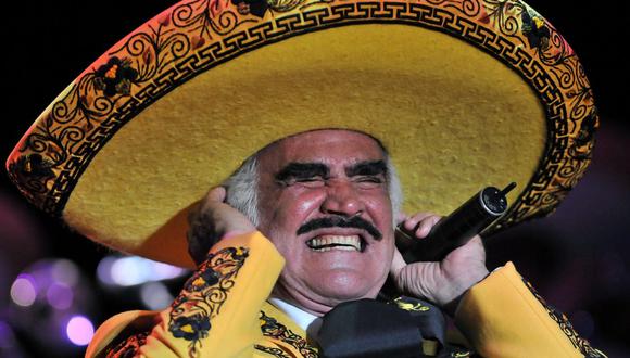 Familia de Vicente Fernández sigue dando detalles sobre el estado del cantante mexicano.  (Foto: Luis Robayo / AFP)