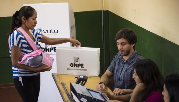 La ONPE detalló porqué las personas que usaron “Elige tu local de votación” no recibieron ninguna de sus tres opciones.  (Foto: Martín Bernetti / AFP)