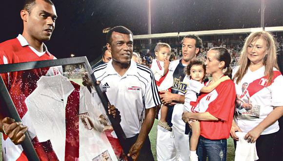 Cubillas recibió homenaje en Miami y comentó triunfo peruano
