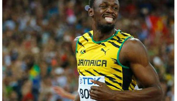 Atletismo: ¿Usain Bolt patea penal en estado de ebriedad? [VIDEO]