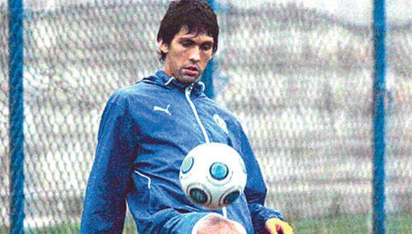 Defensa Ricardo Martínez ya es de Cristal al igual que el "Chino" Ximénez