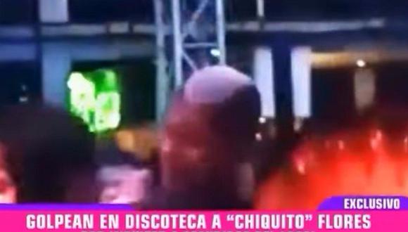 'Chiquito' Flores recibió cabezazo y lo mandaron al piso [VIDEO] 