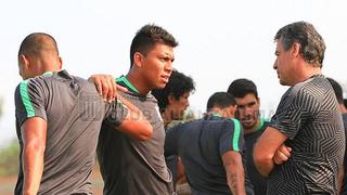 Rinaldo Cruzado sufre lesión y se mantiene fuera de los trabajos en Chincha