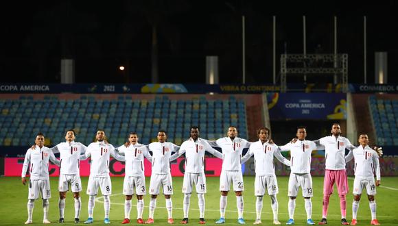 De esta manera cantaron los jugadores de la selección peruana el himno nacional.