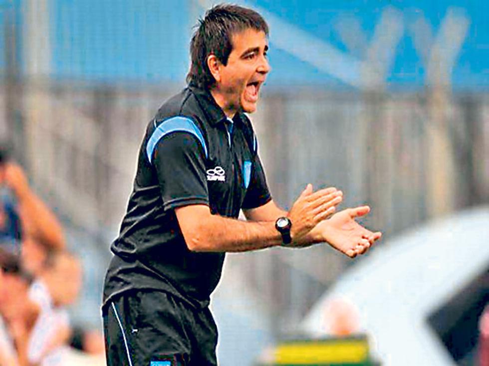 Argentino Claudio Vivas es el nuevo técnico de Sporting Cristal 