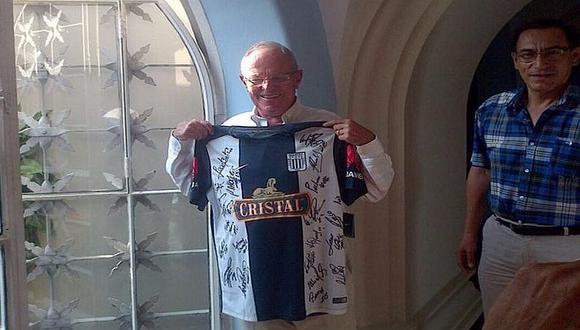 Presidente Kuczynski perdona el 50% de deuda con Sunat a Alianza y la 'U'