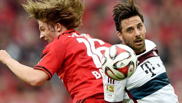 Bayern Munich perdió ante el Leverkusen con presencia de Claudio Pizarro