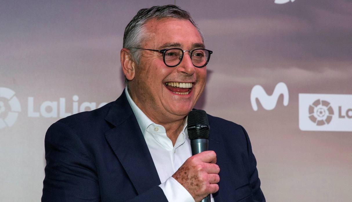 Falleció Michael Robinson, el periodista y comentarista que dirigía el conocido Informe Robinson en España. (Foto: EFE)