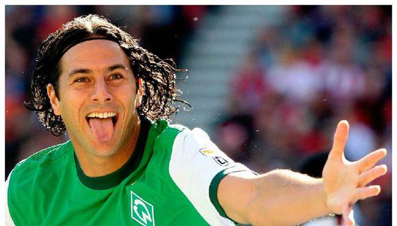 Claudio Pizarro es el "negocio redondo" del Werder Bremen
