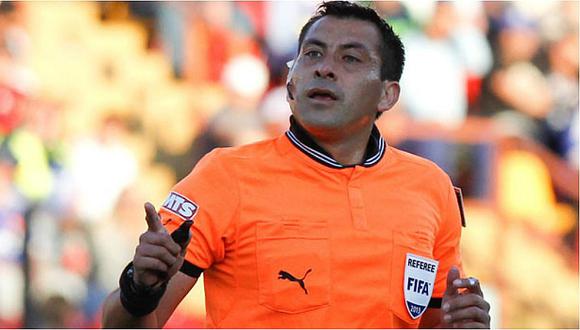 Perú vs. Uruguay: Conoce el polémico árbitro chileno Julio Bascuñán