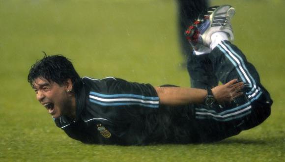 Martín Palermo anotó el 2-1 final ante Perú, a los 92', por las Eliminatorias para el Mundial 2010. (Foto: AFP)