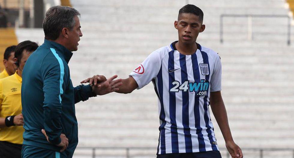 Alianza Lima | Pablo Bengoechea llega mañana para conversar seriamente con Kevin Quevedo