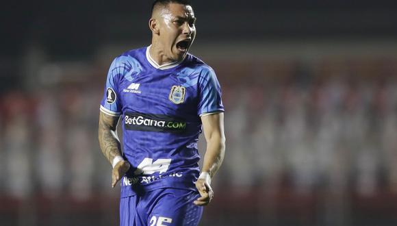 Jean Deza convirtió un gran gol frente a Sao Paulo por Copa Libertadores