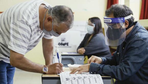 Un total de 25.287.954 peruanos están habilitados para participar en estos comicios que elegirán a las nuevas autoridades para el periodo gubernamental 2021-2026. Todo lo que debes saber aquí