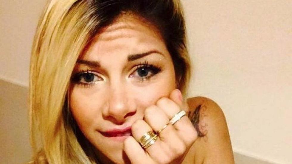 Leao Butrón enamorado, Joazhiño Arroé la hace de cantante y Xoana Gonzales de sexy colegiala en el VAR Bocón