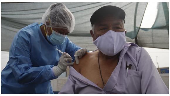 El proceso de vacunación se realiza en varias regiones del país. (Foto: Randy Reyes)